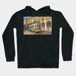 Eléctrico amarelo. Lisbon tram. Hoodie